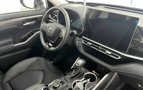 Toyota Highlander, 2026 год, 5 640 000 рублей, 26 фотография