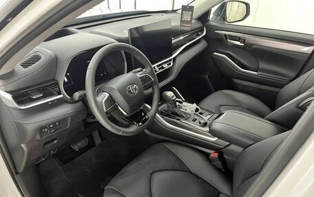 Toyota Highlander, 2026 год, 5 640 000 рублей, 31 фотография