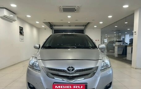 Toyota Yaris III рестайлинг, 2007 год, 599 000 рублей, 2 фотография