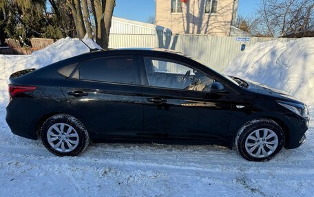 Hyundai Solaris II рестайлинг, 2019 год, 1 330 000 рублей, 3 фотография