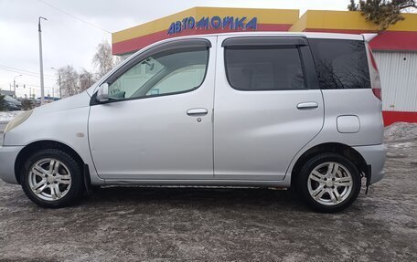 Toyota FunCargo, 2001 год, 425 000 рублей, 2 фотография