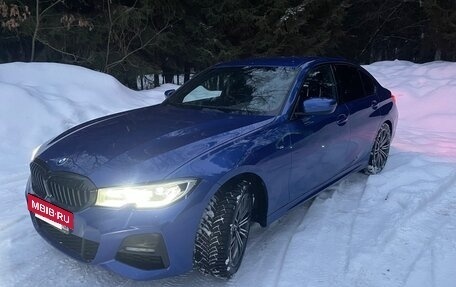 BMW 3 серия, 2019 год, 4 250 000 рублей, 2 фотография