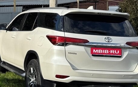 Toyota Fortuner II, 2019 год, 4 250 000 рублей, 10 фотография