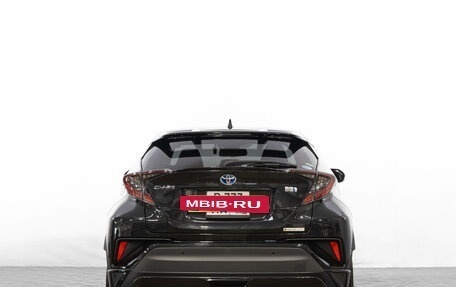 Toyota C-HR I рестайлинг, 2017 год, 2 499 000 рублей, 5 фотография