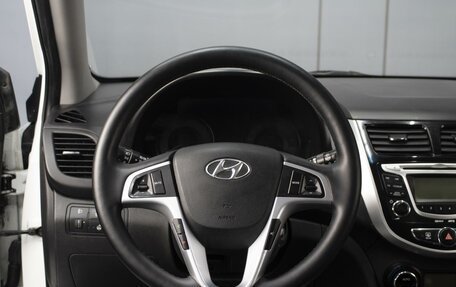 Hyundai Solaris II рестайлинг, 2013 год, 915 777 рублей, 11 фотография