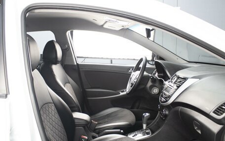 Hyundai Solaris II рестайлинг, 2013 год, 915 777 рублей, 8 фотография