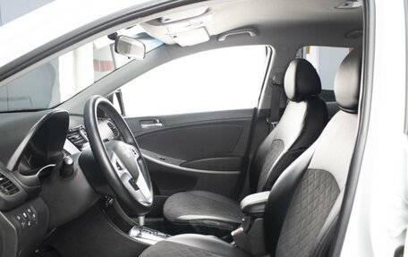 Hyundai Solaris II рестайлинг, 2013 год, 915 777 рублей, 9 фотография