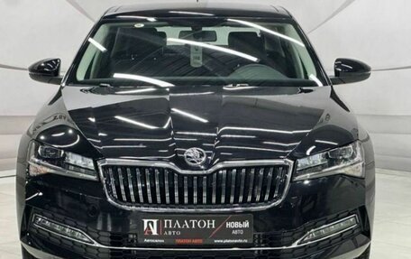 Skoda Superb III рестайлинг, 2025 год, 3 269 000 рублей, 2 фотография