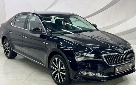 Skoda Superb III рестайлинг, 2025 год, 3 269 000 рублей, 3 фотография