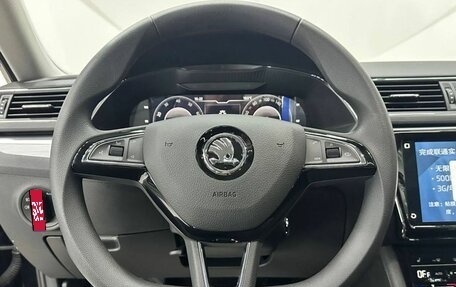 Skoda Superb III рестайлинг, 2025 год, 3 269 000 рублей, 9 фотография