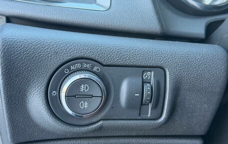 Opel Astra J, 2010 год, 699 000 рублей, 24 фотография