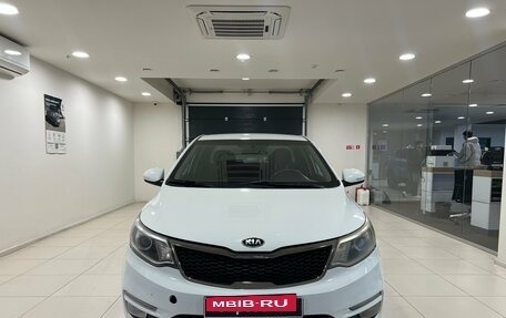 KIA Rio III рестайлинг, 2017 год, 850 000 рублей, 2 фотография