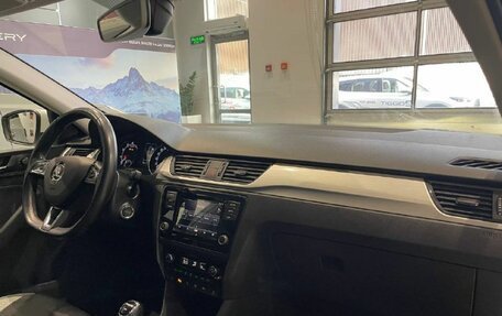 Skoda Rapid I, 2019 год, 1 635 000 рублей, 10 фотография