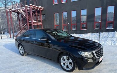 Mercedes-Benz E-Класс, 2019 год, 3 200 000 рублей, 1 фотография