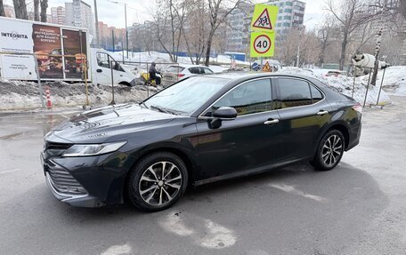 Toyota Camry, 2018 год, 2 150 000 рублей, 1 фотография