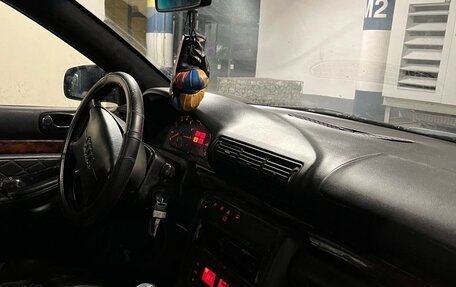 Audi A4, 1995 год, 190 000 рублей, 10 фотография