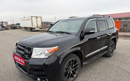 Toyota Land Cruiser 200, 2014 год, 3 450 000 рублей, 2 фотография