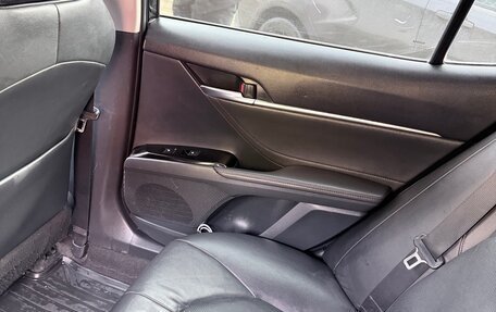 Toyota Camry, 2018 год, 2 150 000 рублей, 9 фотография