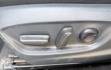 Toyota Camry, 2018 год, 2 150 000 рублей, 12 фотография