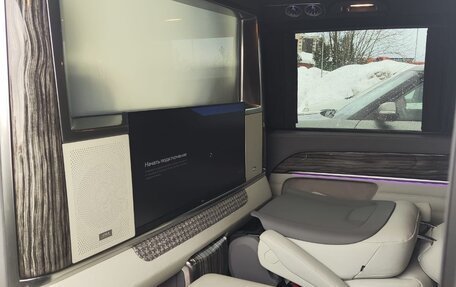 Mercedes-Benz V-Класс, 2023 год, 17 800 000 рублей, 4 фотография