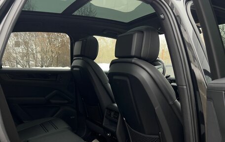 Porsche Cayenne III, 2025 год, 17 890 000 рублей, 27 фотография