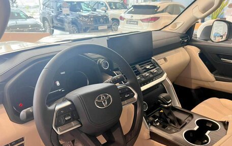 Toyota Land Cruiser, 2025 год, 16 850 000 рублей, 8 фотография