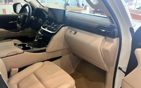 Toyota Land Cruiser, 2025 год, 16 850 000 рублей, 9 фотография