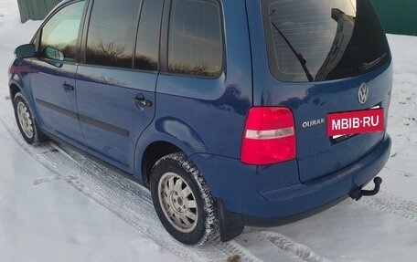 Volkswagen Touran III, 2004 год, 460 000 рублей, 4 фотография