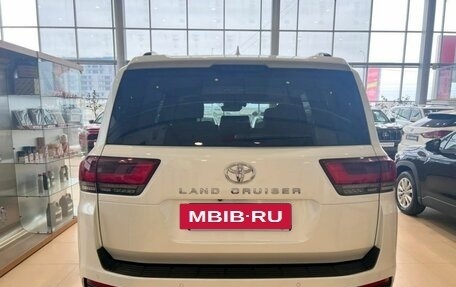 Toyota Land Cruiser, 2025 год, 16 850 000 рублей, 6 фотография