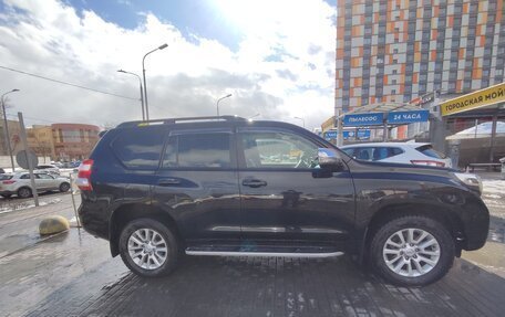 Toyota Land Cruiser Prado 150 рестайлинг 2, 2014 год, 2 680 000 рублей, 3 фотография