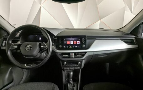 Skoda Rapid II, 2021 год, 1 720 000 рублей, 14 фотография