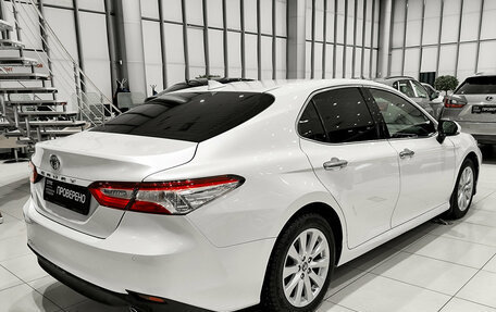 Toyota Camry, 2019 год, 2 650 000 рублей, 6 фотография