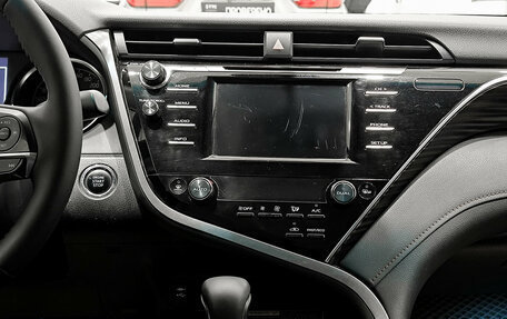 Toyota Camry, 2019 год, 2 650 000 рублей, 18 фотография