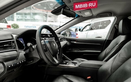 Toyota Camry, 2019 год, 2 650 000 рублей, 20 фотография