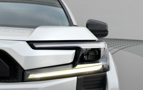 Toyota RAV4, 2025 год, 4 840 000 рублей, 4 фотография