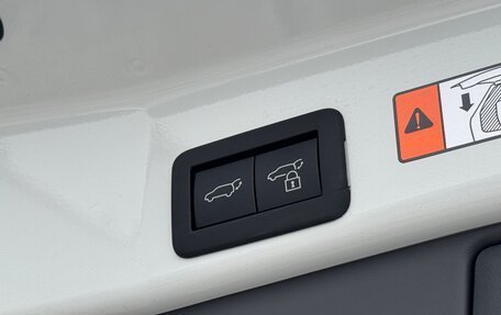 Toyota RAV4, 2025 год, 4 840 000 рублей, 22 фотография