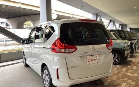 Honda Freed II, 2022 год, 1 480 000 рублей, 6 фотография