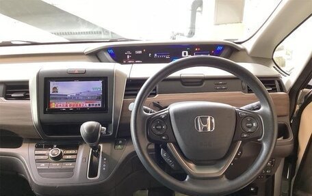 Honda Freed II, 2022 год, 1 480 000 рублей, 9 фотография