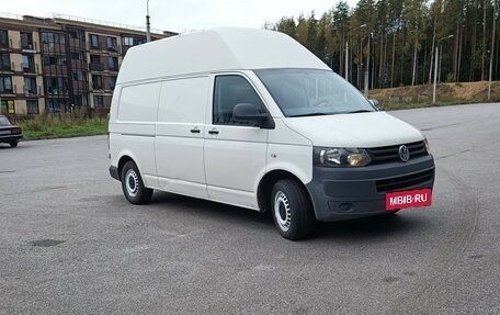 Volkswagen Transporter T5 рестайлинг, 2012 год, 1 600 000 рублей, 2 фотография