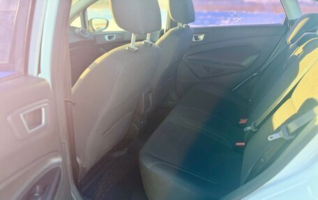 Ford Fiesta, 2016 год, 625 000 рублей, 10 фотография