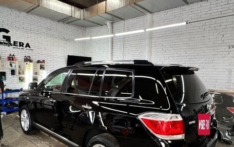 Toyota Highlander III, 2012 год, 1 750 000 рублей, 2 фотография