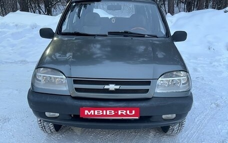 Chevrolet Niva I рестайлинг, 2004 год, 285 000 рублей, 16 фотография