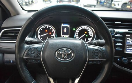 Toyota Camry, 2020 год, 2 920 000 рублей, 11 фотография