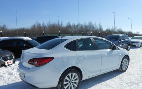 Opel Astra J, 2013 год, 798 000 рублей, 2 фотография