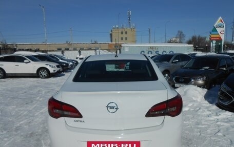 Opel Astra J, 2013 год, 798 000 рублей, 6 фотография