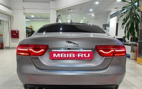 Jaguar XE I рестайлинг, 2016 год, 2 050 000 рублей, 5 фотография