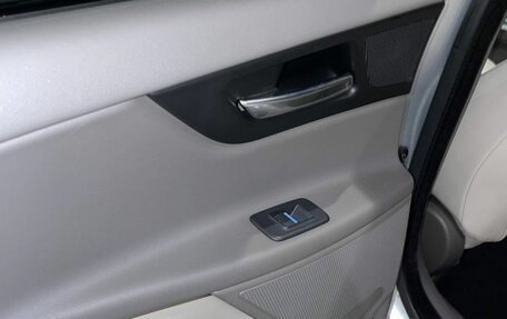 Jaguar XE I рестайлинг, 2016 год, 2 050 000 рублей, 19 фотография