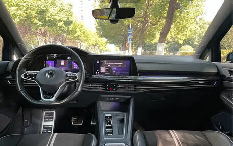 Volkswagen Golf VIII, 2023 год, 1 769 018 рублей, 8 фотография