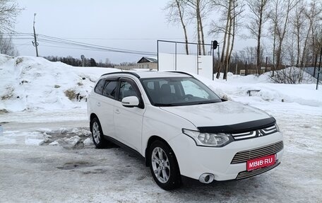 Mitsubishi Outlander III рестайлинг 3, 2012 год, 1 350 000 рублей, 1 фотография
