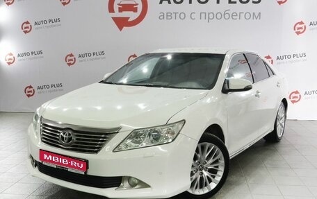 Toyota Camry, 2012 год, 1 950 000 рублей, 1 фотография